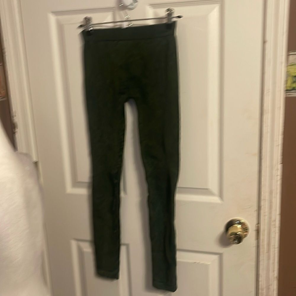 NikiBiki Leggings Small NWOT - Picture 2 of 9